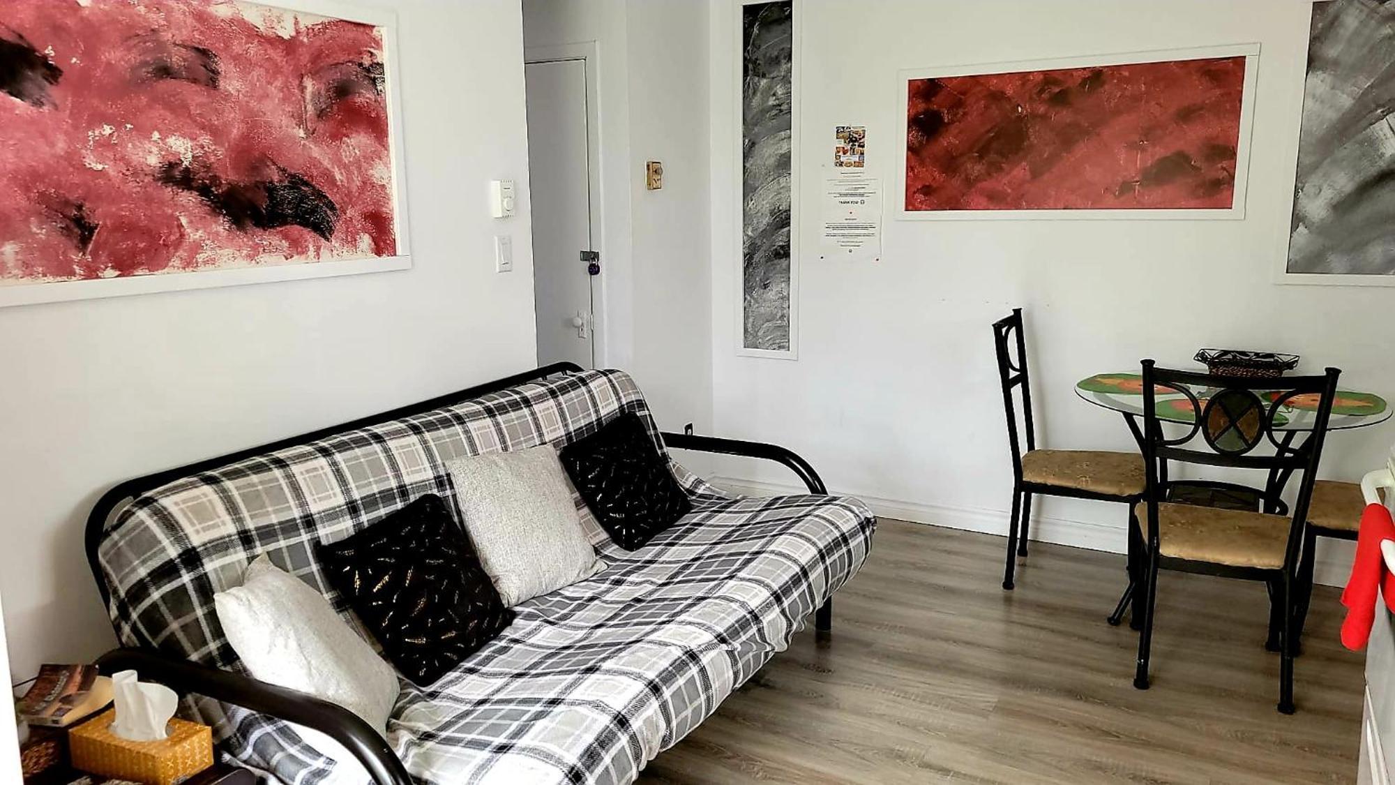 Quiet Cozy Apartment Next To Highway Wifi+Netflix Эдмундстон Экстерьер фото