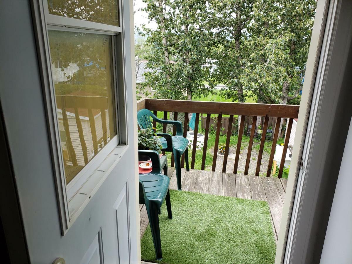 Quiet Cozy Apartment Next To Highway Wifi+Netflix Эдмундстон Экстерьер фото
